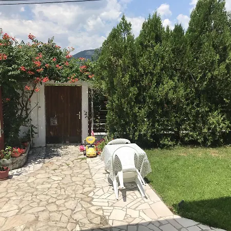 Lux Villa *