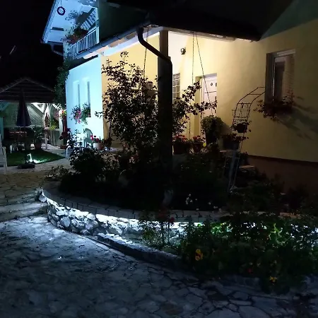 Lux Villa